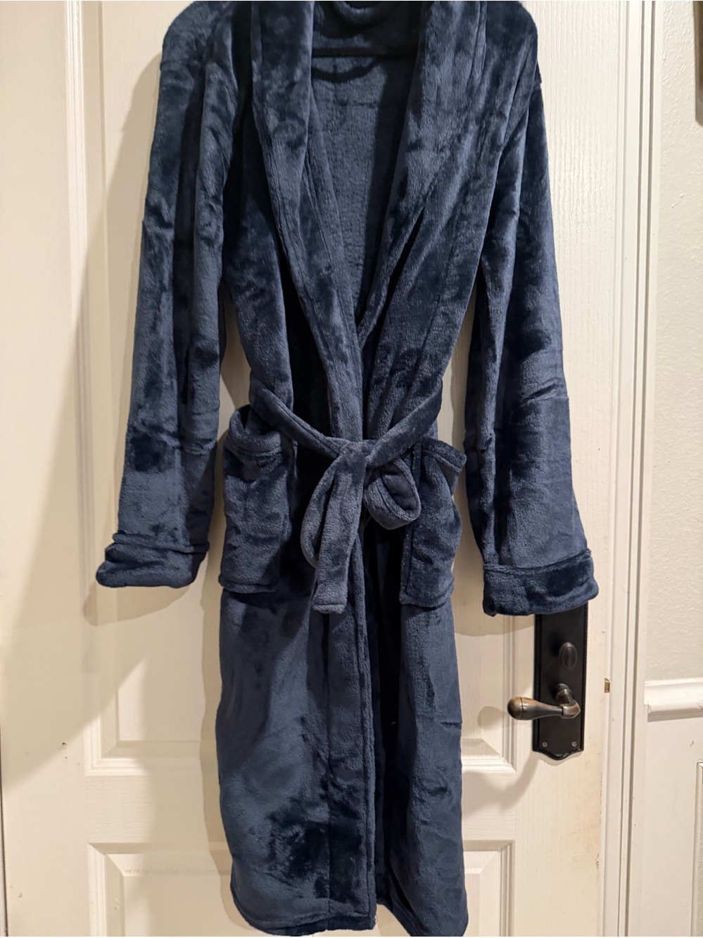 FESTIVE VOICE MENS ROBE